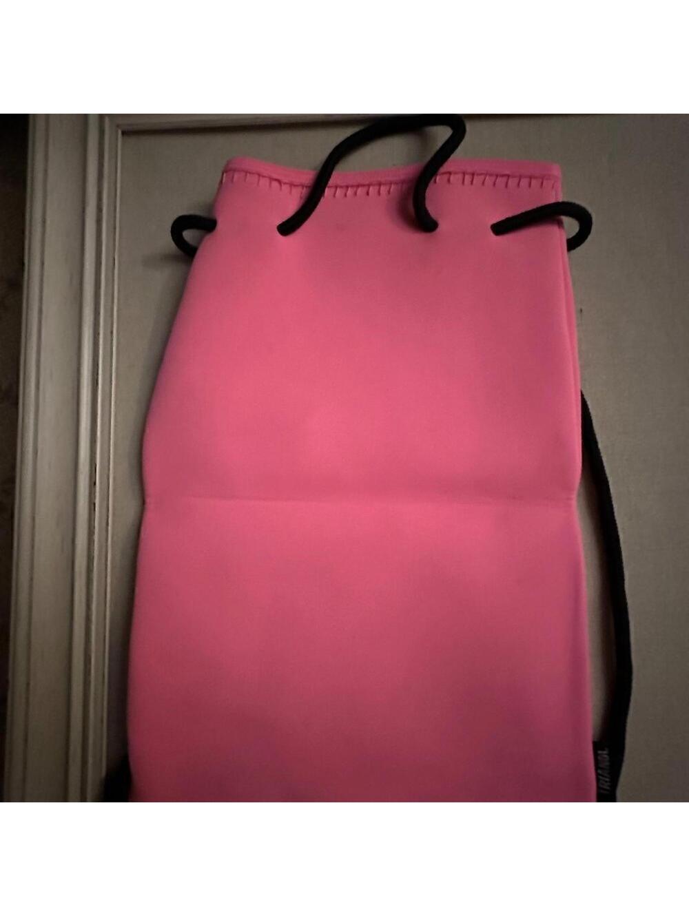 Triangl swimwear neoprene bright pink backpack travel pouch NWOT